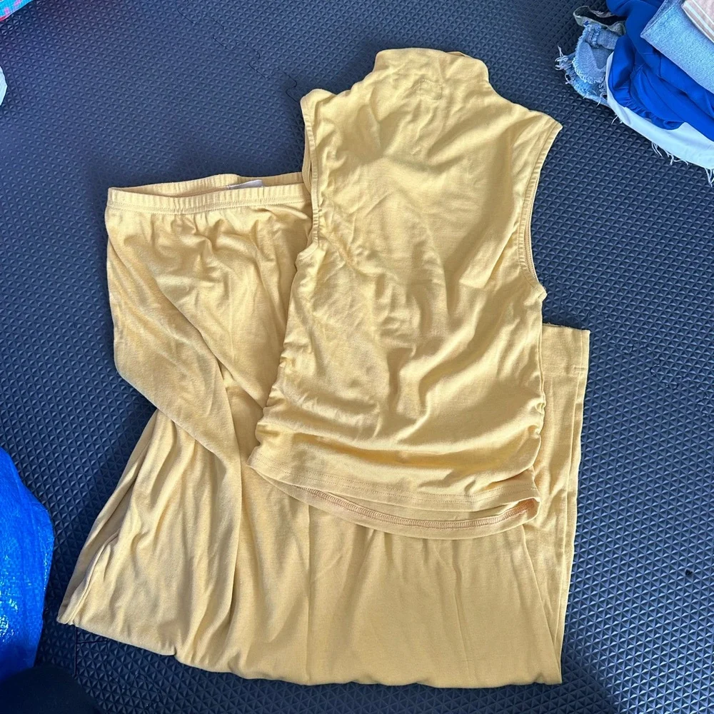 Free People Good Feels Set - Picture 4 of 5